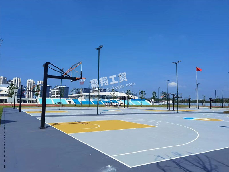 贛州市信豐圣塔高級中學有限公司